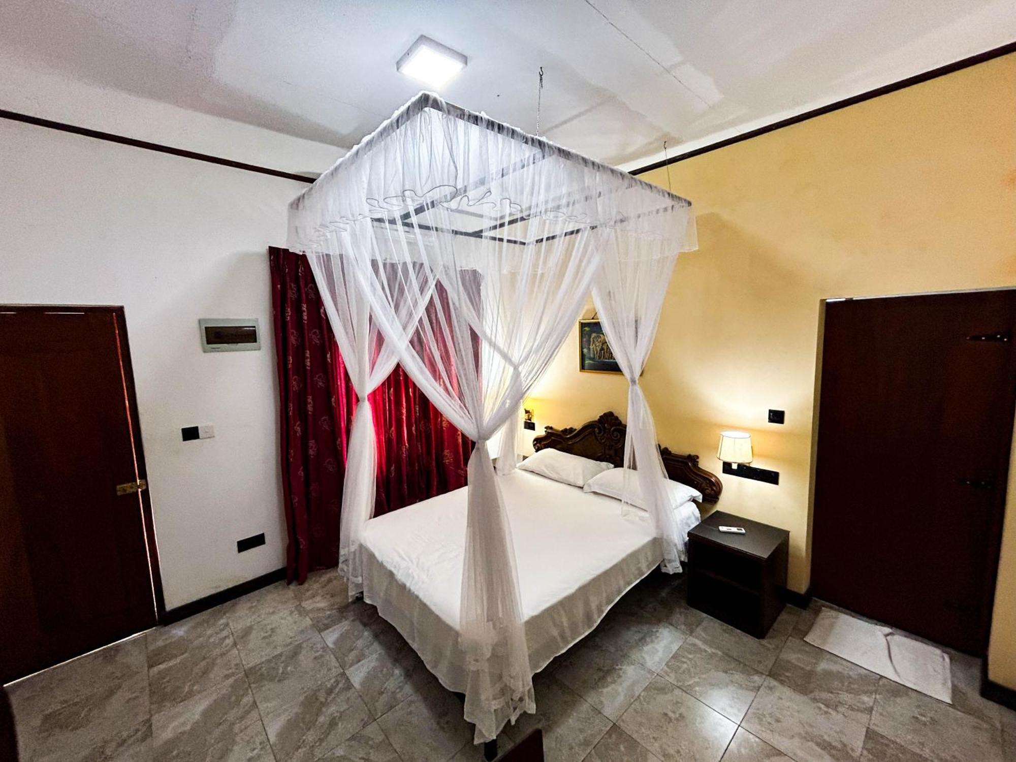Hotel La Felicita Mirissa Exteriér fotografie
