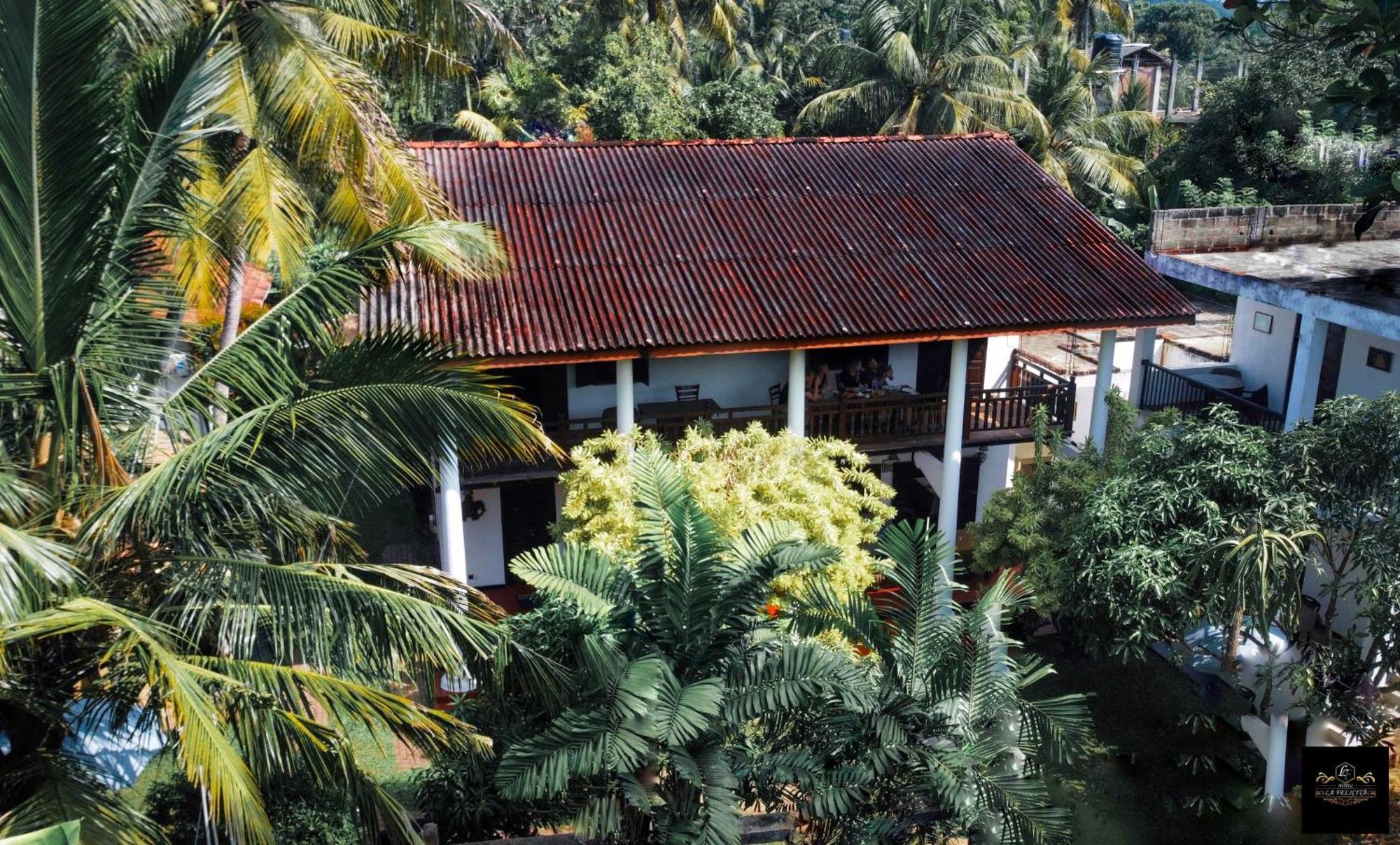 Hotel La Felicita Mirissa Exteriér fotografie