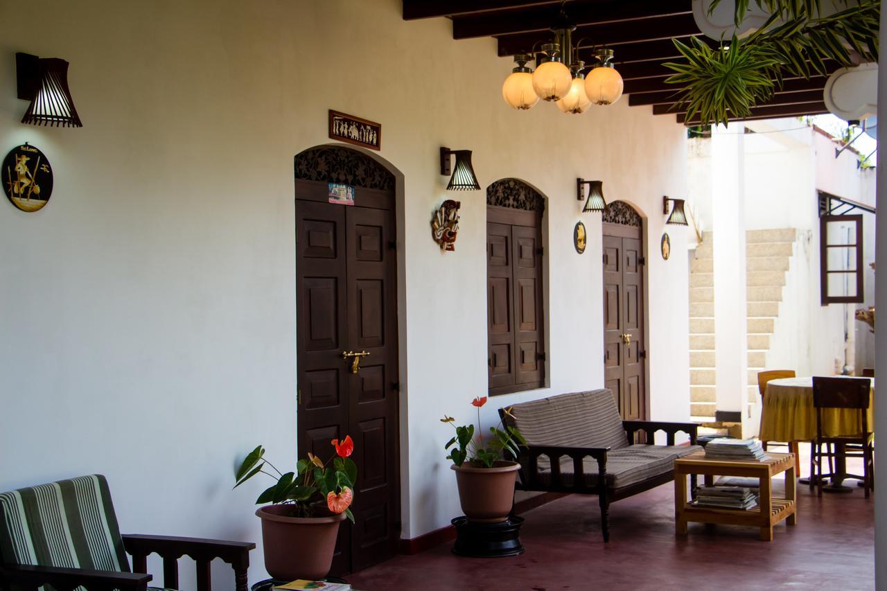 Hotel La Felicita Mirissa Exteriér fotografie